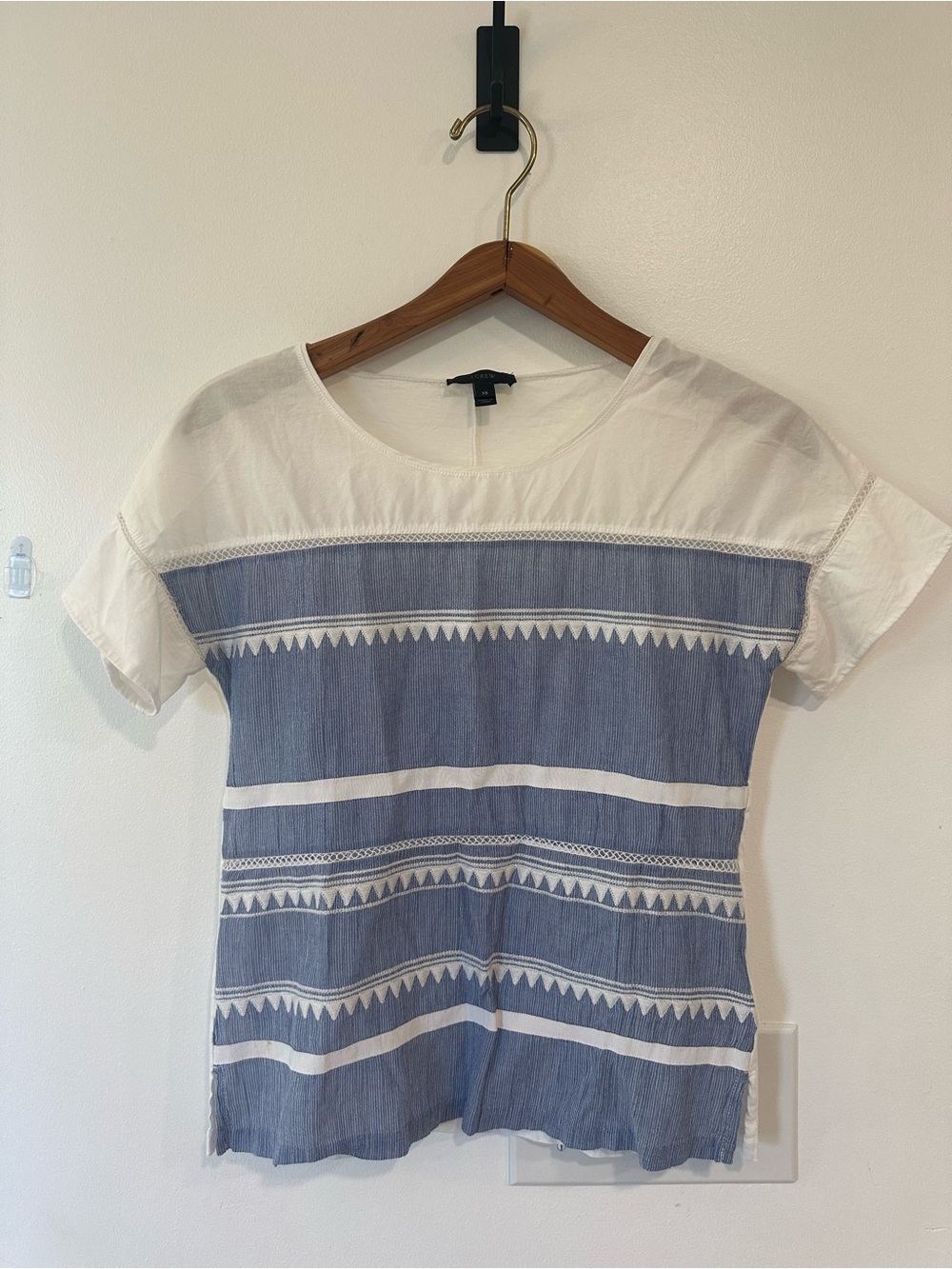 J.Crew Embroidered Boho Cotton Blue White Striped Short Sleeve Top Women’s XS